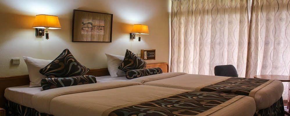 โรงแรมโวลตา อโกซอมโบ Akosombo ภายนอก รูปภาพ